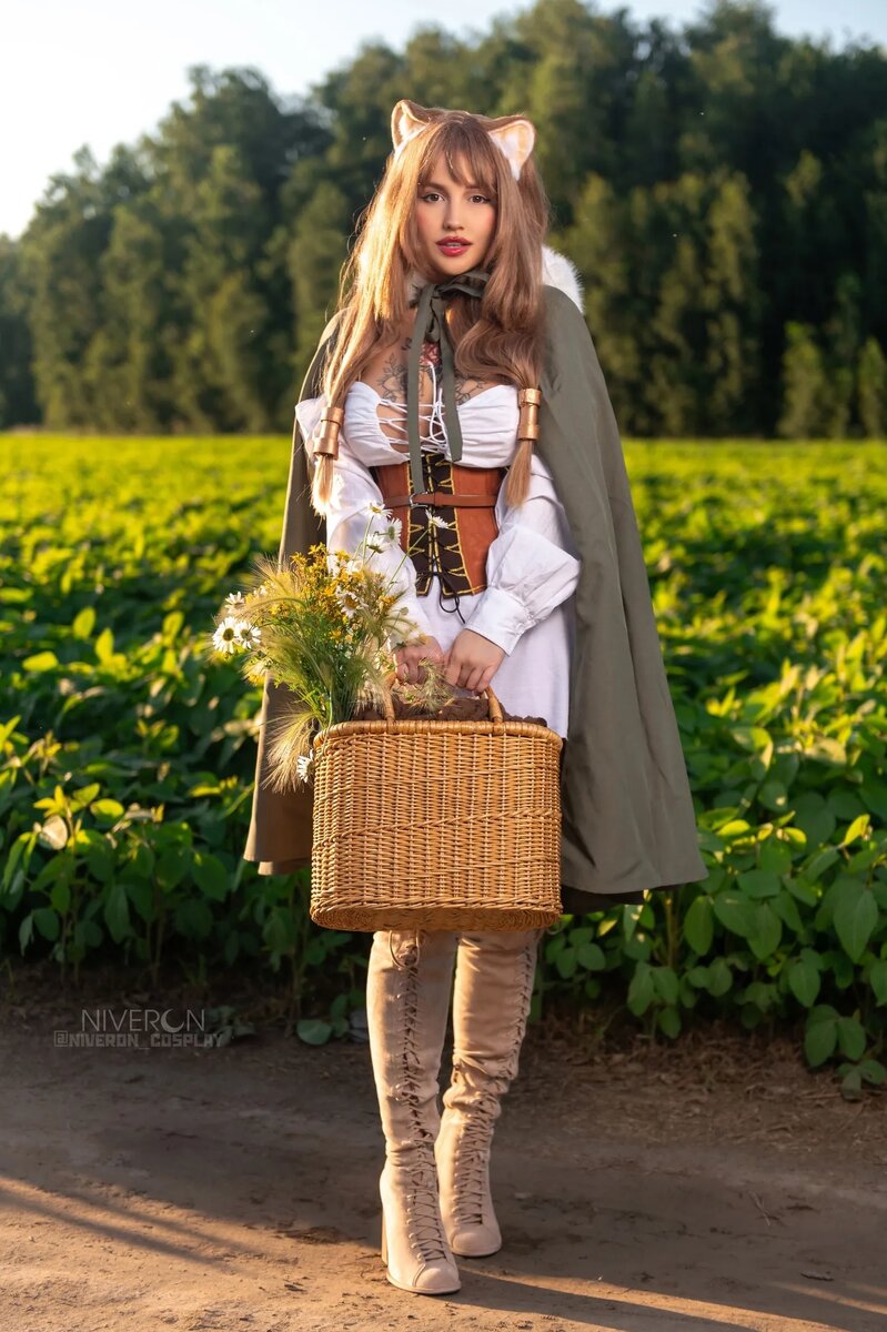 Косплей на Рафталию из аниме «Восхождение Героя Щита». Косплеер: Niveron. Источник: «ВКонтакте»   📷