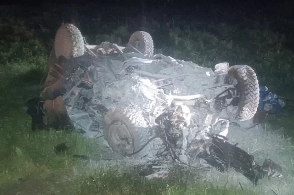    Водитель и пассажир Chevrolet погибли в ДТП с фурой на новосибирской трассе