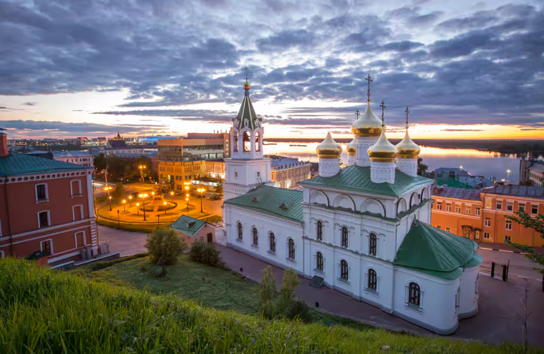 Вид на вечерний Нижний Новгород