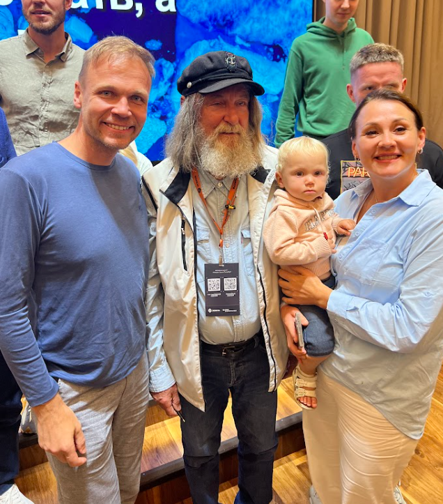 Это удивительный Человек Федор Конюхов и моя семья. 