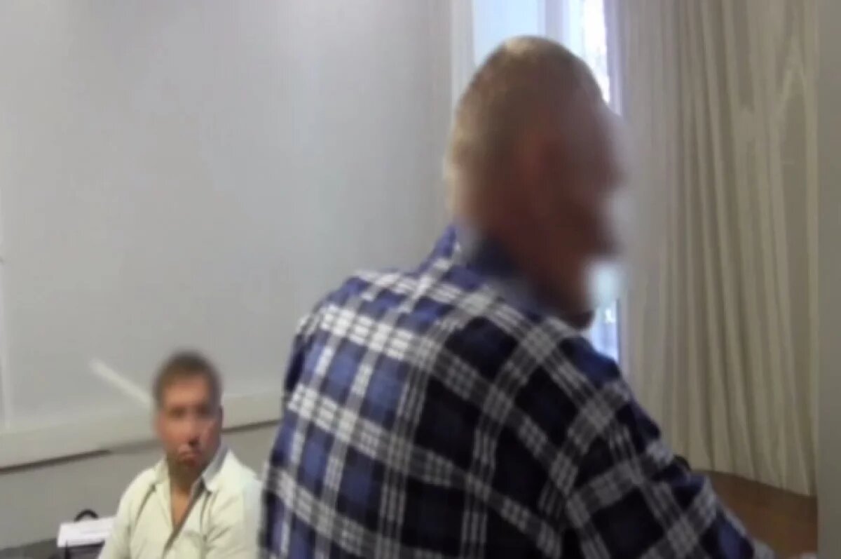    В последние годы подозреваемый не жил в родном поселке.