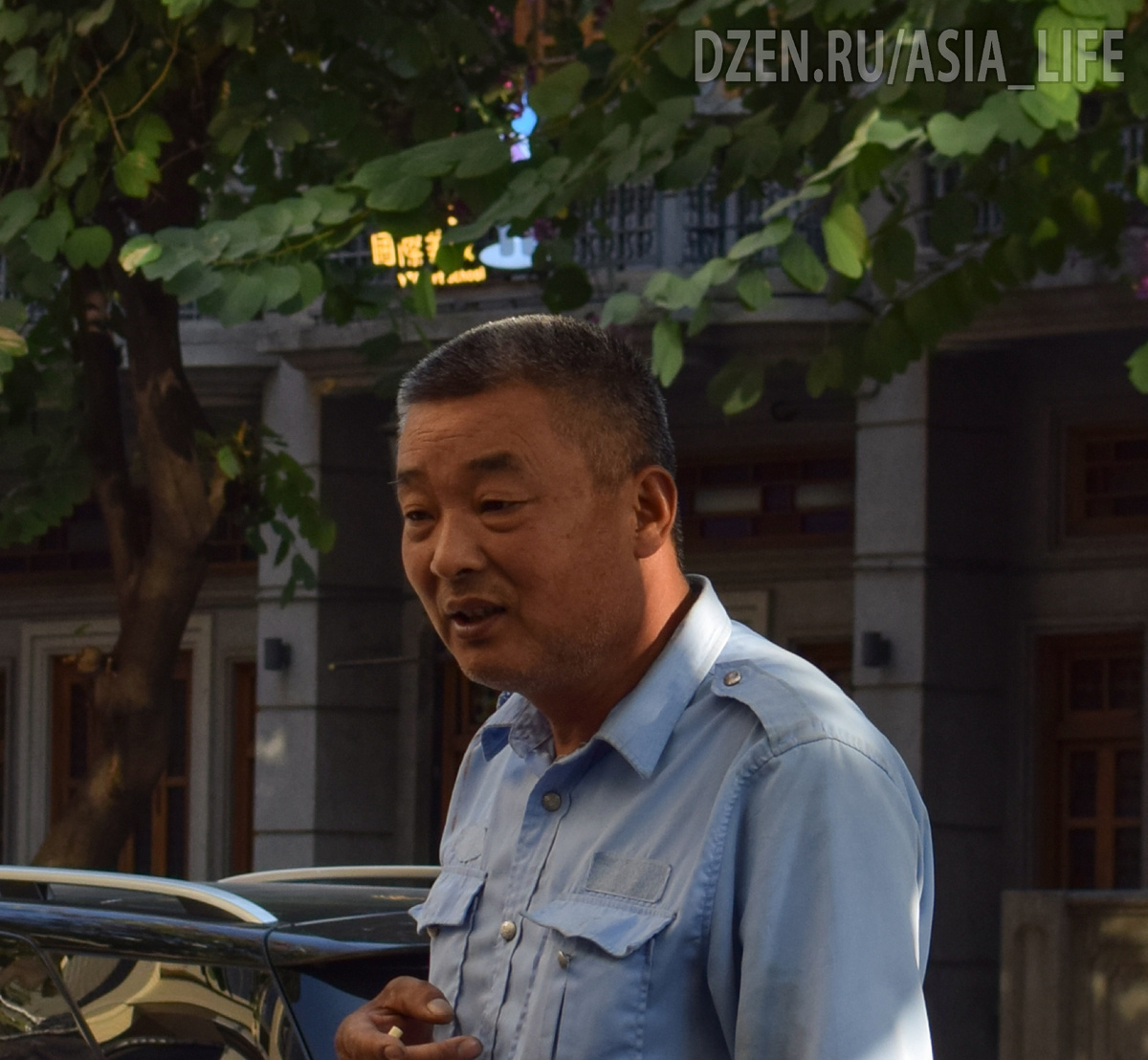 Охранник в Китае 