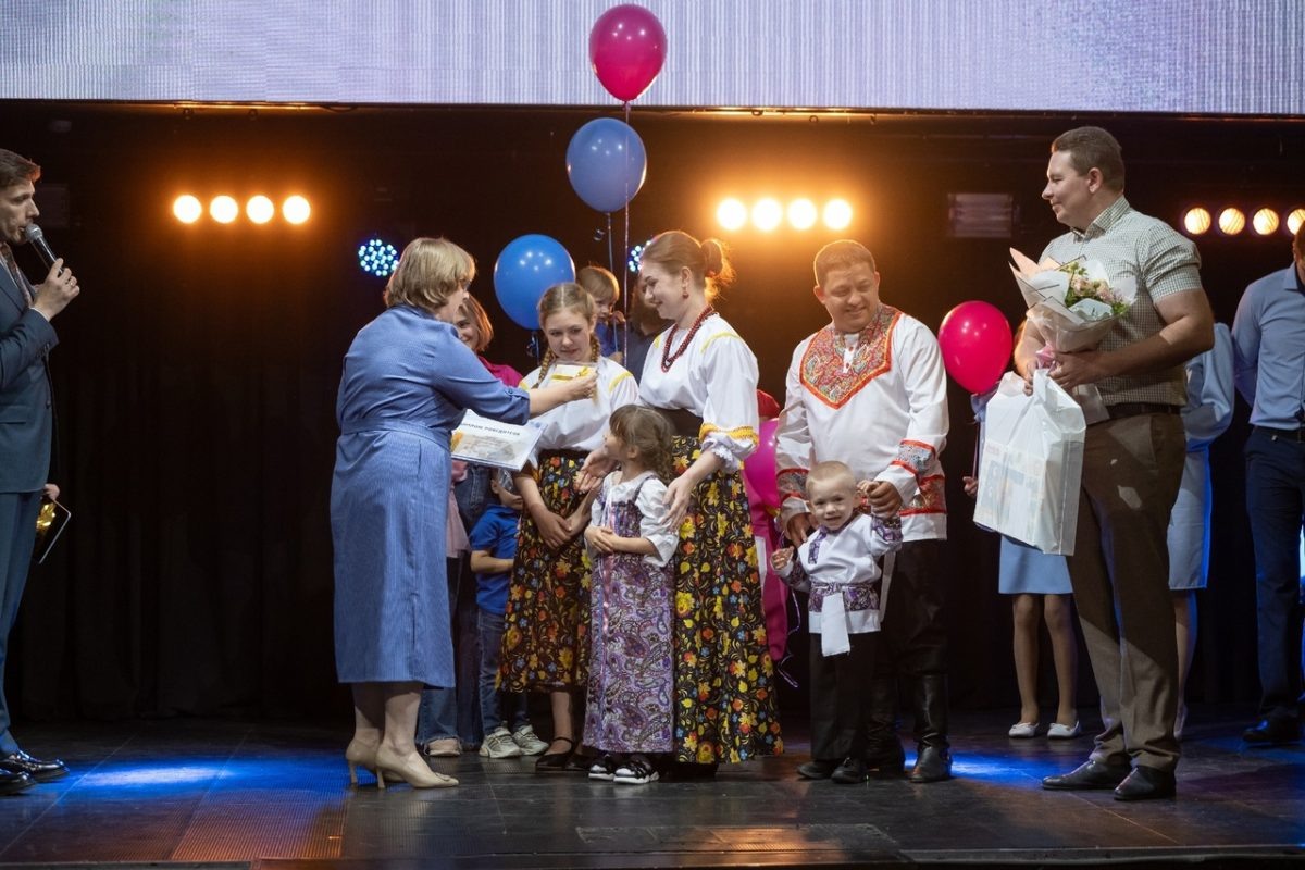    Секрет крепкой семьи Путюниных в \