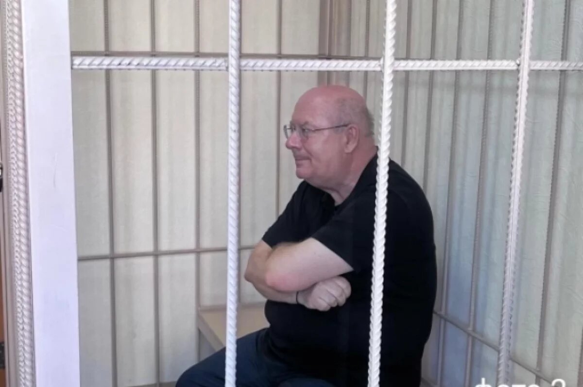    Суд в Новосибирске рассмотрел жалобу адвокатов замначальника ТУАД Громенко