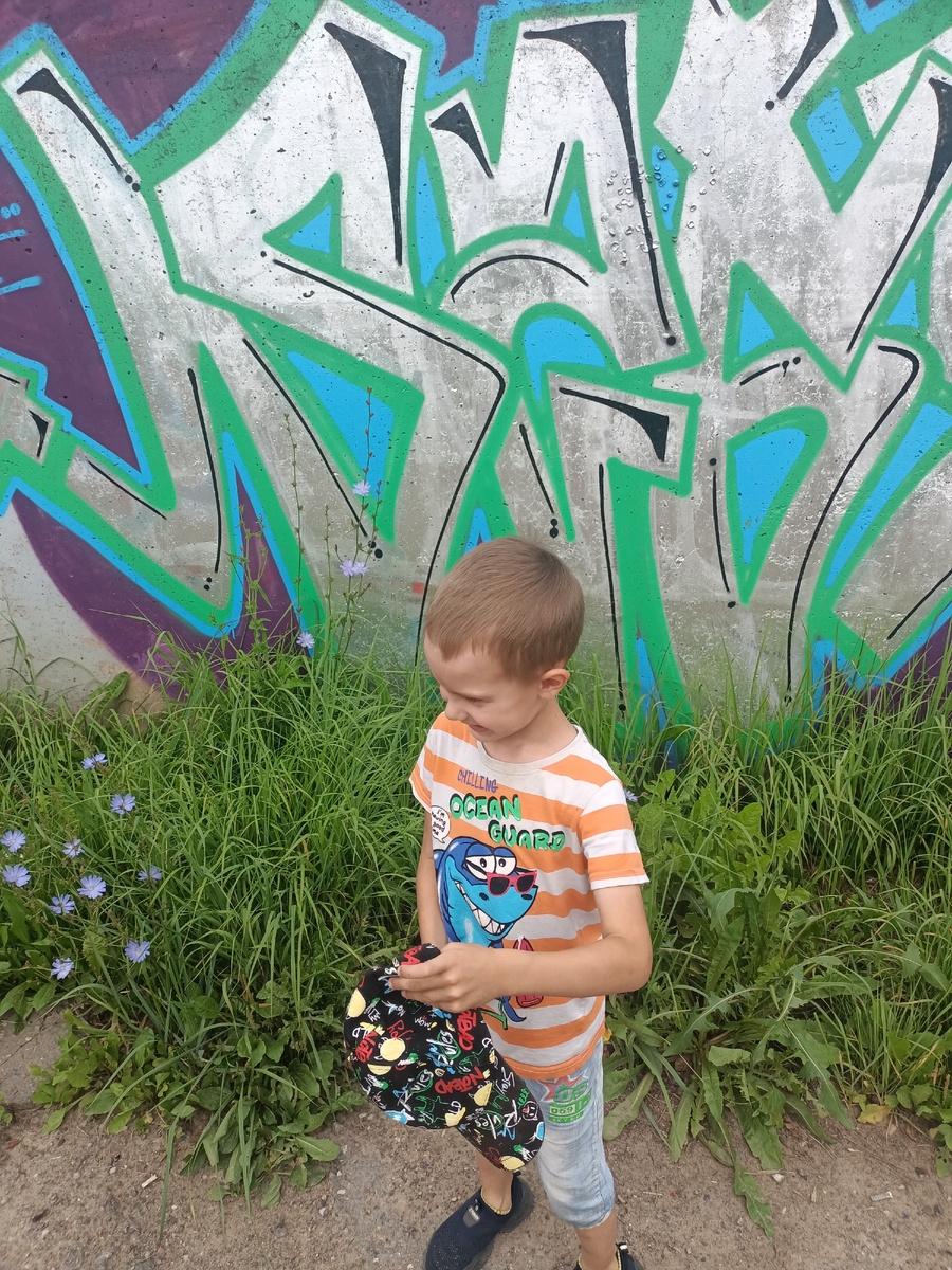 Моему младшему сыну в школу через два года.