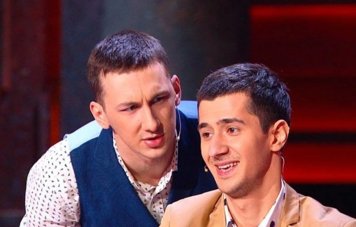 Резиденты Магомед Муртазаалиев и Махмуд Гусейнов — дуэт «Да» / кадр из шоу Comedy Club