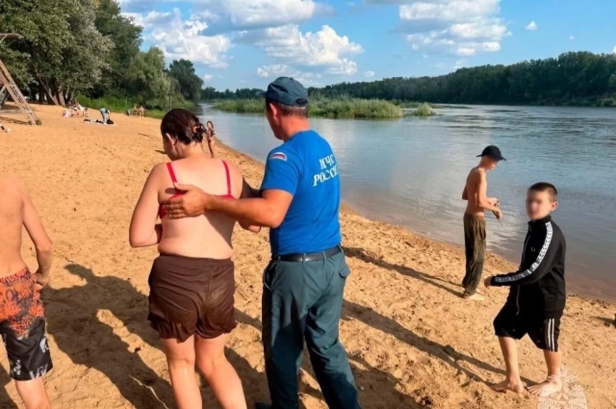    В Оренбурге на пляже спасли тонущую женщину