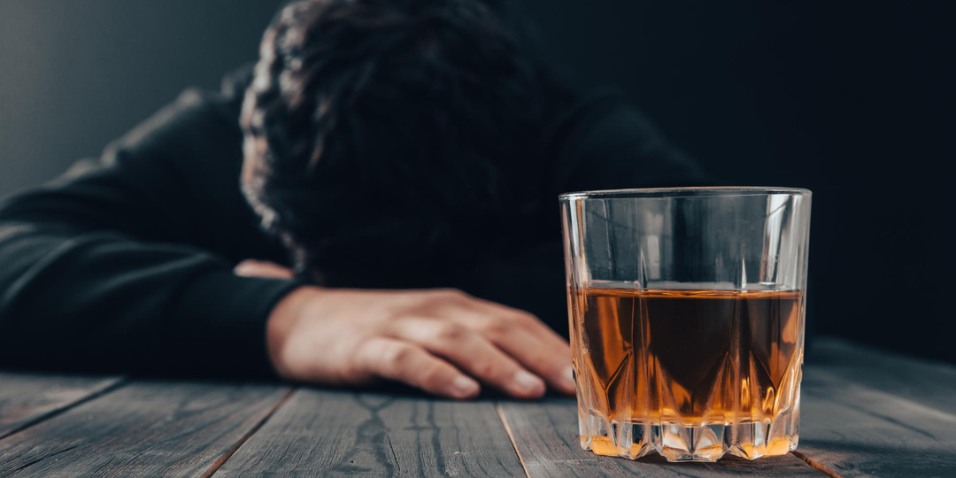 Социальные аспекты алкоголизма: какие проблемы возникают?