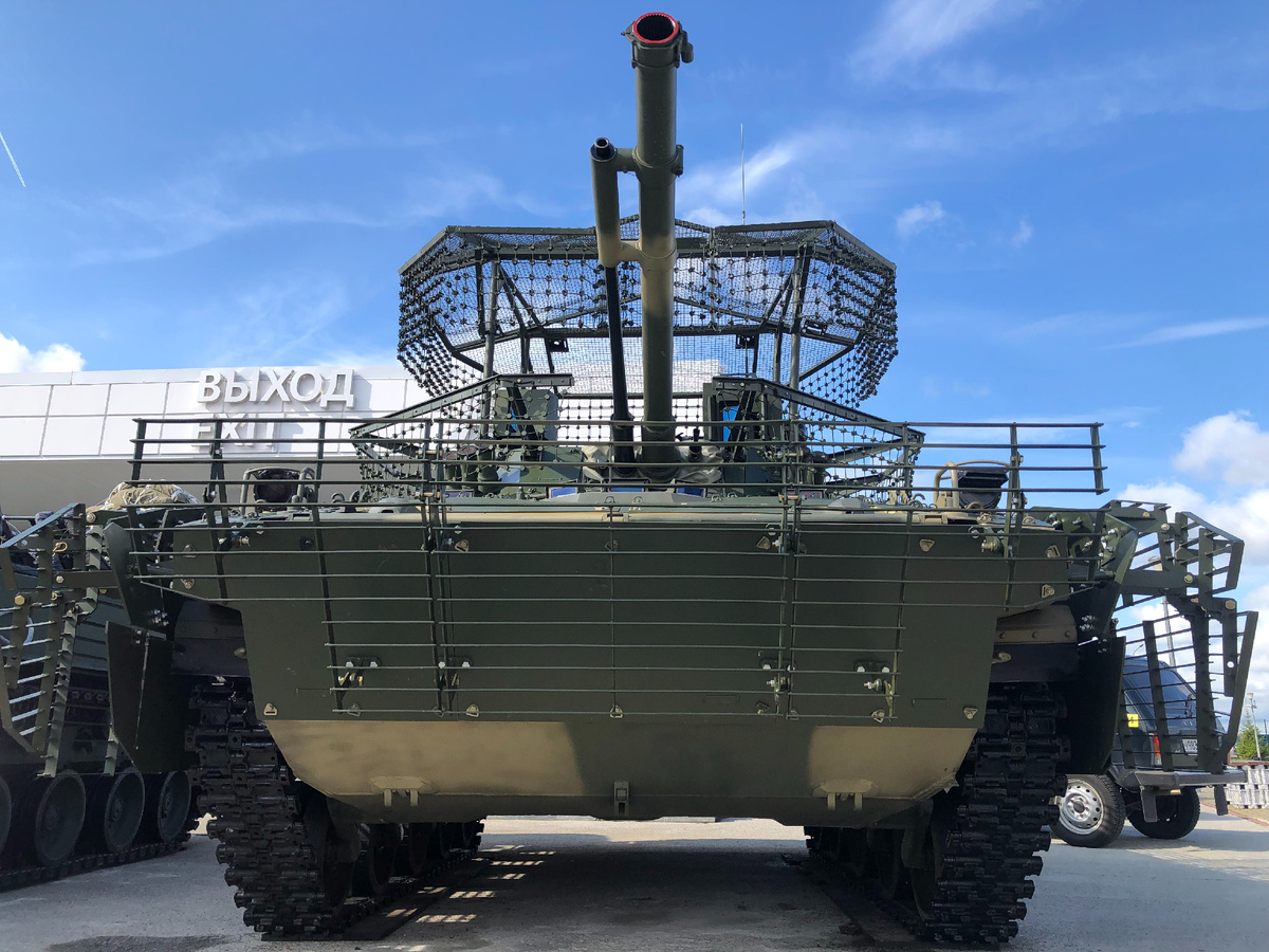 БМД-4М с комплектом средств дополнительной защиты