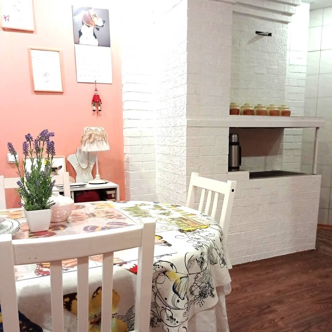 В том году и печь красили,и вот опять затеяли ремонт.