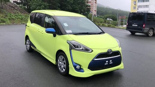 Toyota Sienta: 40 000 км пробега за 1 390 000 рублей.