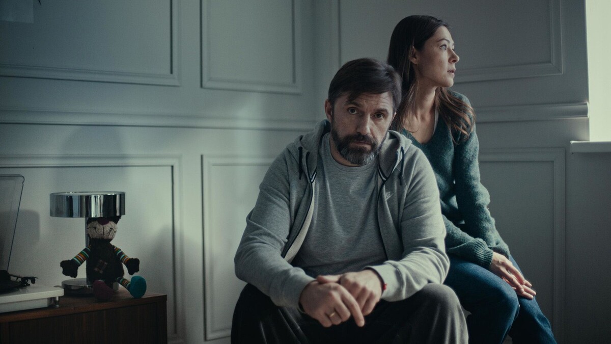  Владимир Вдовиченков и Елена Лядова в фильме «Тварь»