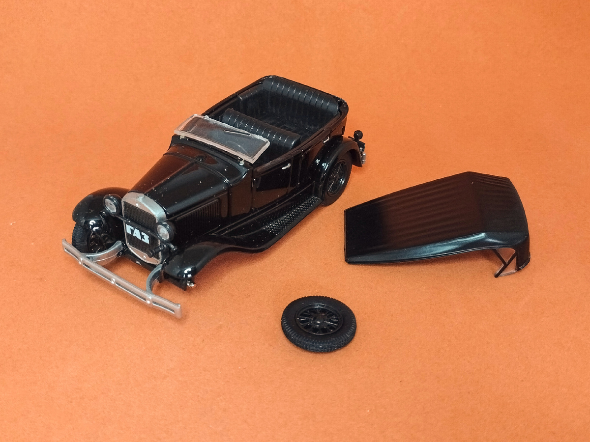 Рис. 1. Модель автомобиля ГАЗ-А из журнальной серии "Автолегенды СССР" от Deagostini в масштабе  1:43 до проведения работ 