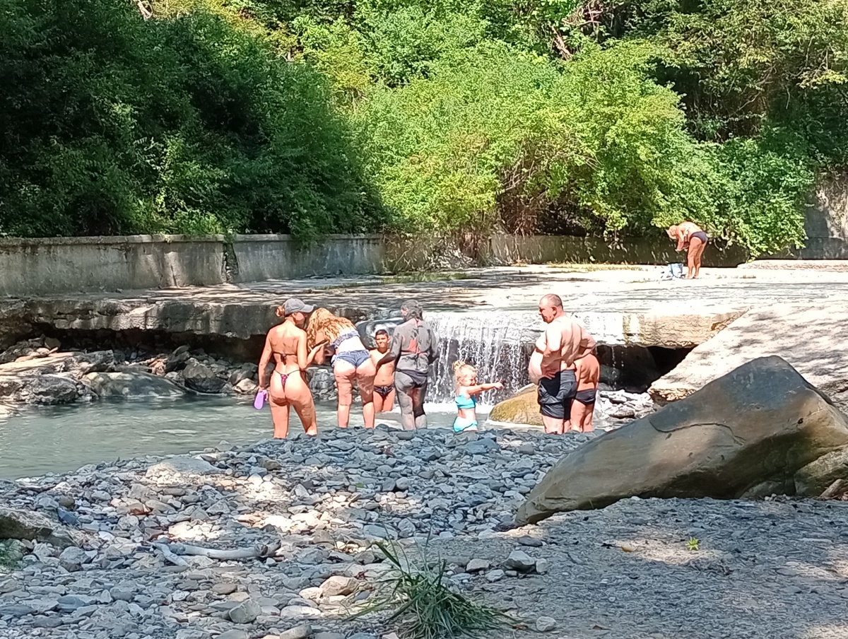 Грязевые и сероводородные ванны на бальнеологическом курорте Сочи :) Август 2024г.