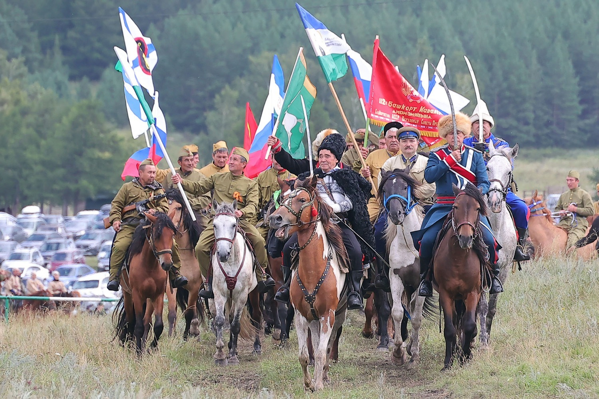 На фестиваль прибыли 500 конников. Фото: Александр ДАНИЛОВ