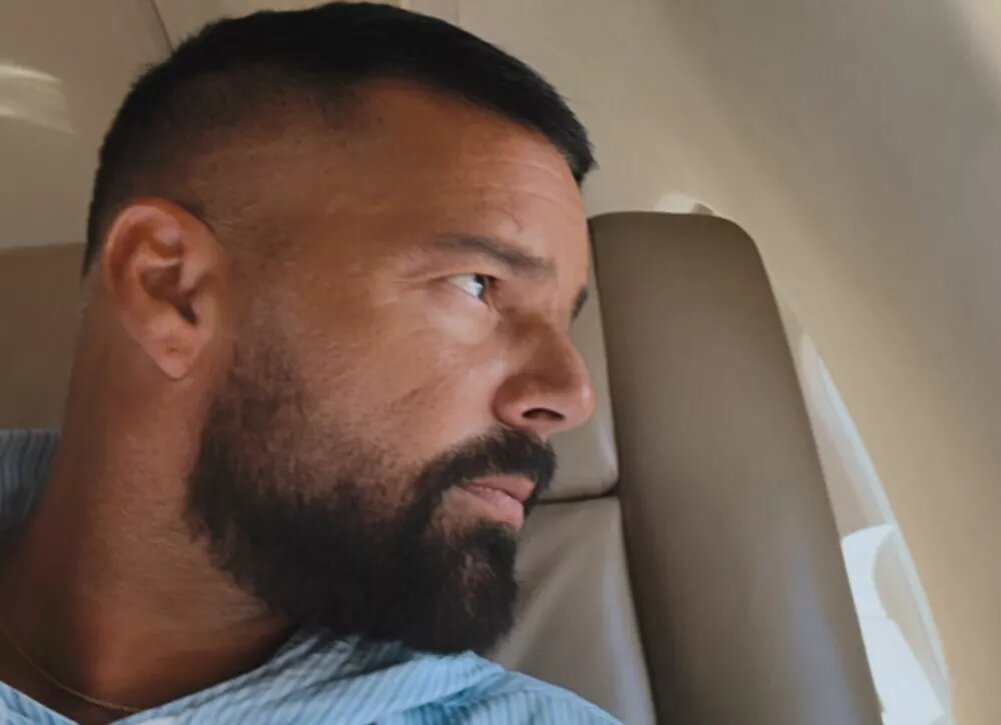    Рики Мартин поделился редкими фото младших детей