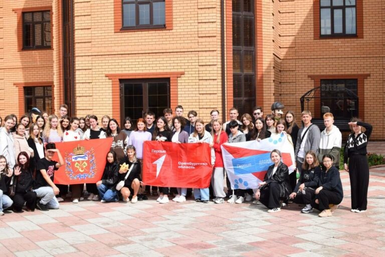    Оренбуржцы соревнуются за выход в финал Всероссийского конкурса «Большая перемена» Кристина Просвиркина