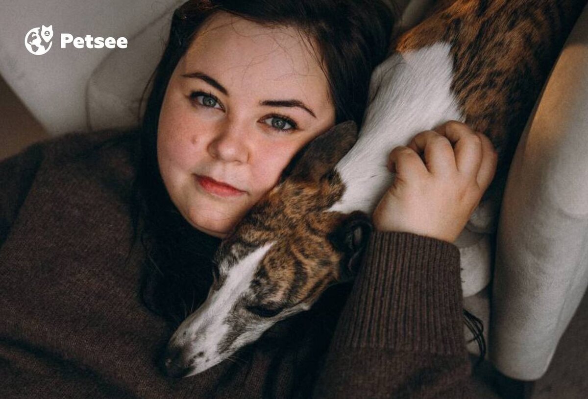 Наш соавтор Юля Фортуна расскажет, как путешествовать с собакой в машине спокойно и безопасно