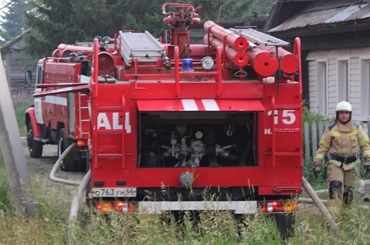    В Копейске от аварии в электросети сгорел частный дом