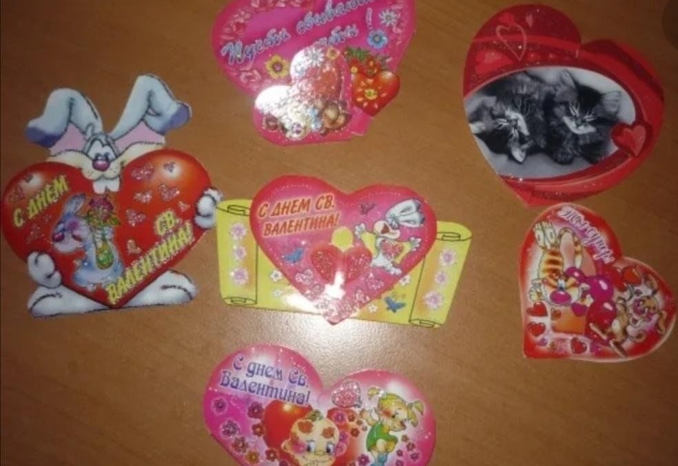 Дочь дарила такие всем, кого любила - отцу, мне, брату, лучшим подружкам.