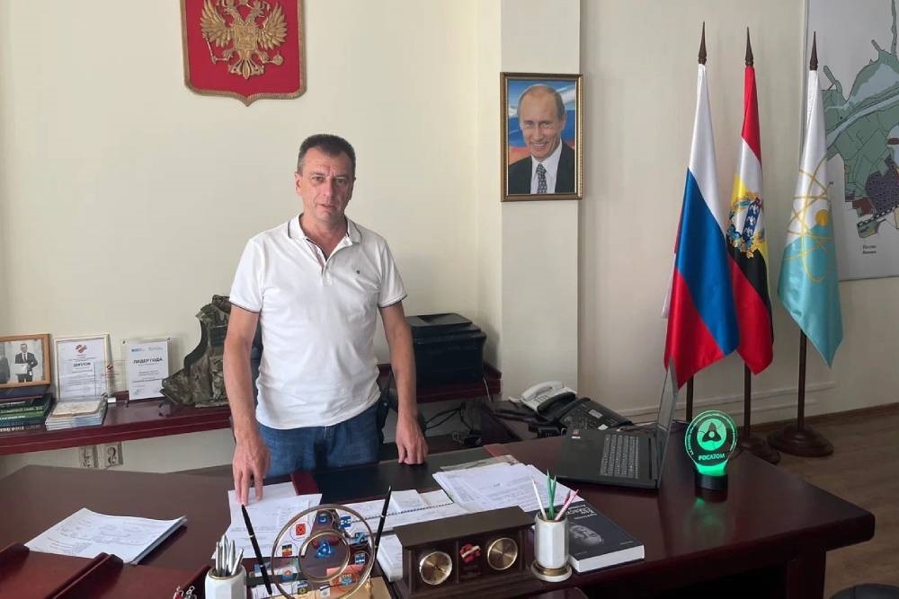    Мэр Курчатова Игорь Корпунков в рабочем кабинете. / Фото: Анна Ковалева