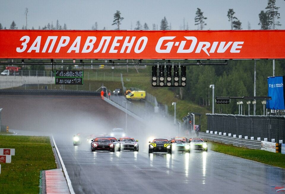    Гонки и шоу. «Игора Драйв» примет шестой этап G-Drive СМП РСКГ ТурингЕвгений Сафронов / СМП РСКГ