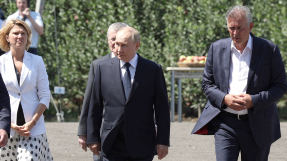    Путин приехал в Беслан Татьяна Сидорова