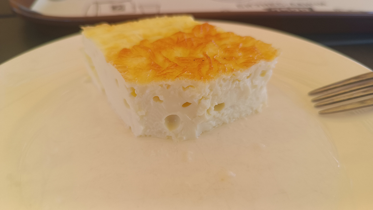 Есть, конечно, можно. Но и по вкусу не особо на омлет похоже. 
