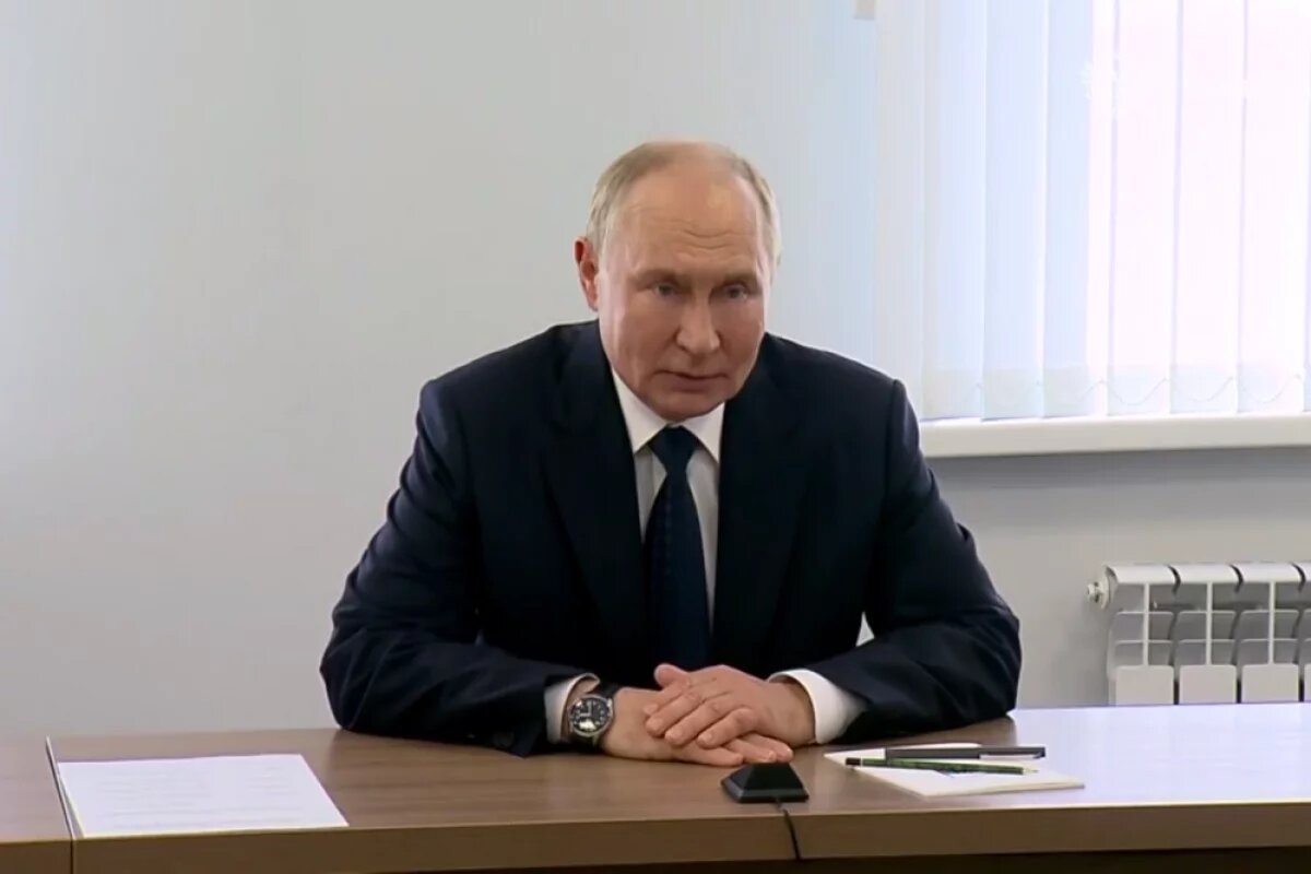    Путин: теракт в Беслане оправдывали и финансово поддерживали из-за границы