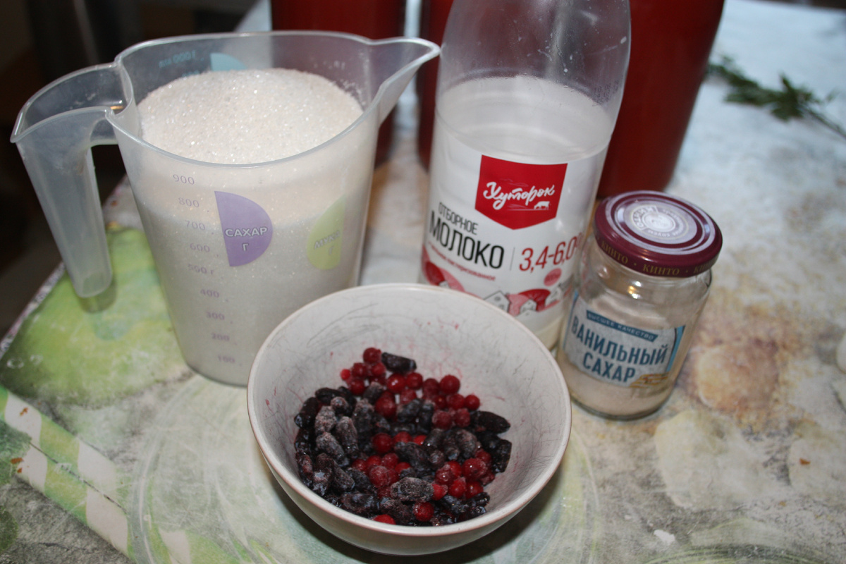 Жимолость + брусника замороженные