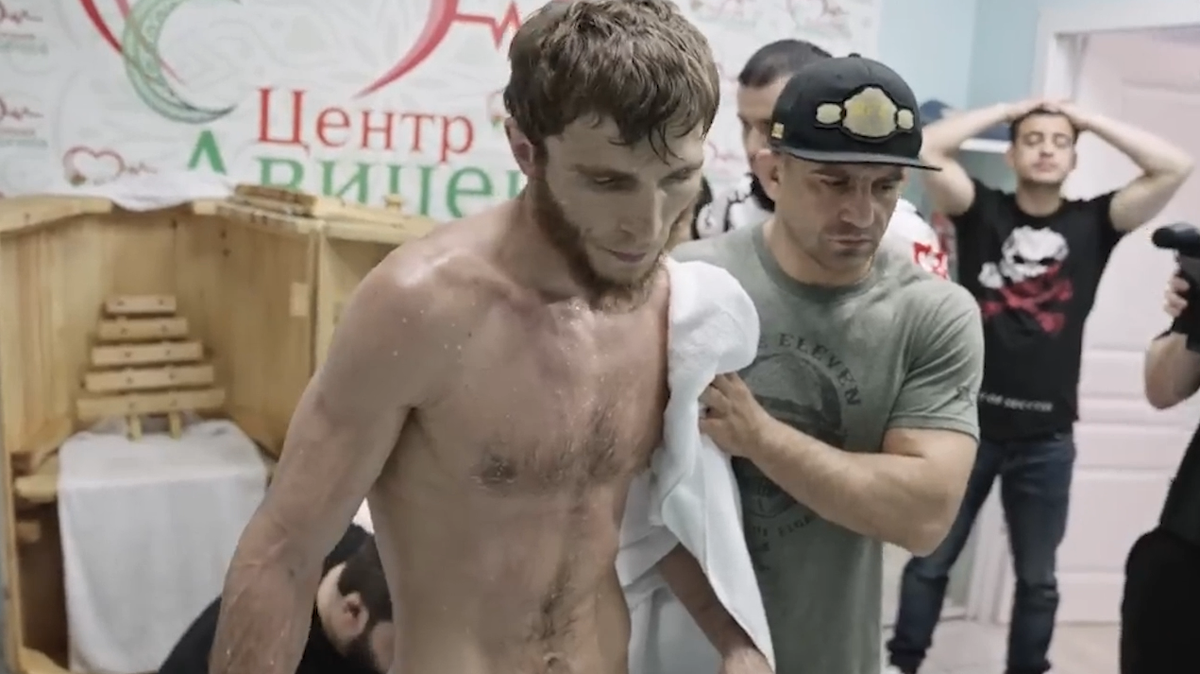 Мариф Пираев сбросил 26 килограмм ради боя с Нариманом Абассовым