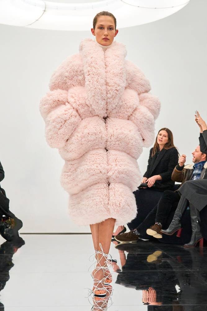 Коллекция Alaïa лето-осень 2024