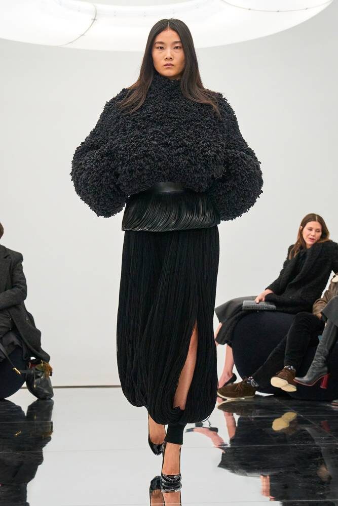 Коллекция Alaïa лето-осень 2024
