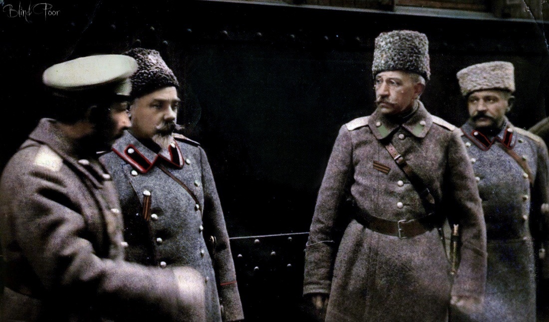 Деникин и Краснов. Фото из открытых источников