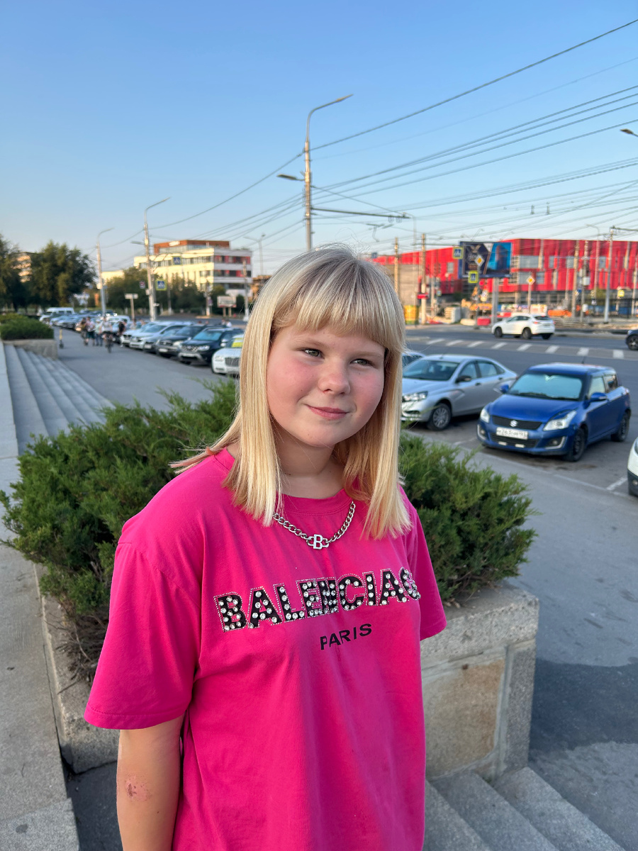 Марта с новой прической