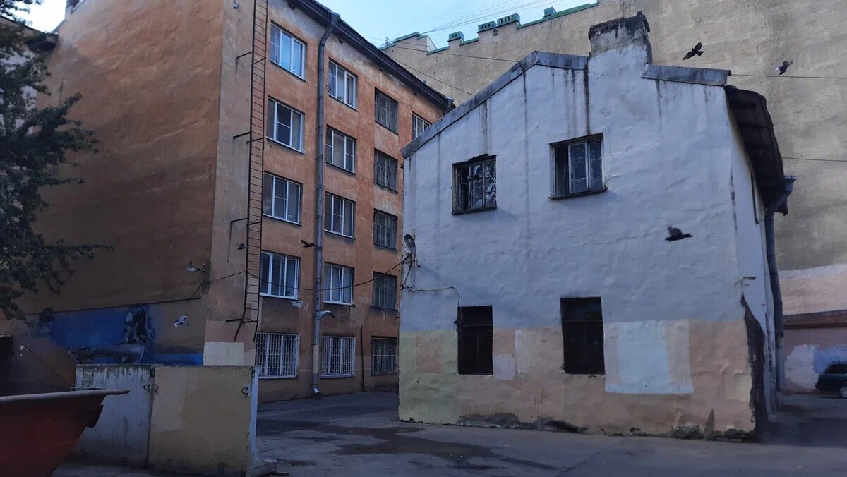 Несредовое здание