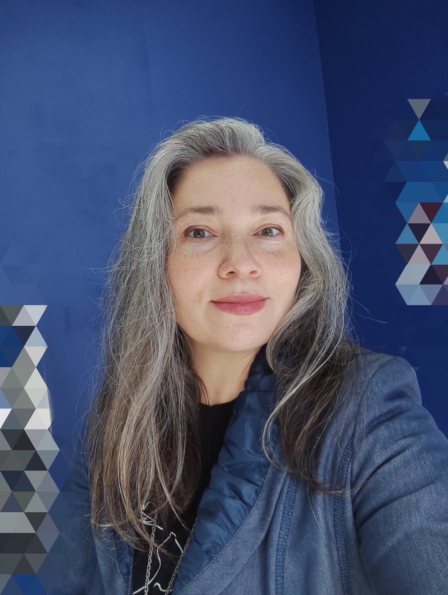 Автор. У нас дожди и влага 100%, но волосы молодцы держатся)). 