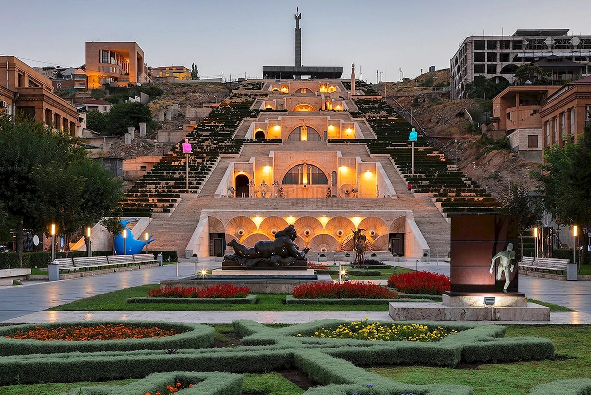 Всем привет!  Какой народ изобрел коробку-автомат, банкомат, телевизор спросите любого армянина - он ответит с гордостью: