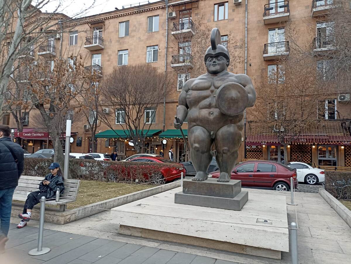 Всем привет!  Какой народ изобрел коробку-автомат, банкомат, телевизор спросите любого армянина - он ответит с гордостью: