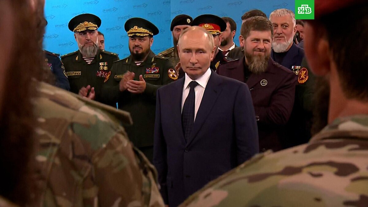    Путин: Россия непобедима, пока есть такие мужчины, как добровольцы на СВО