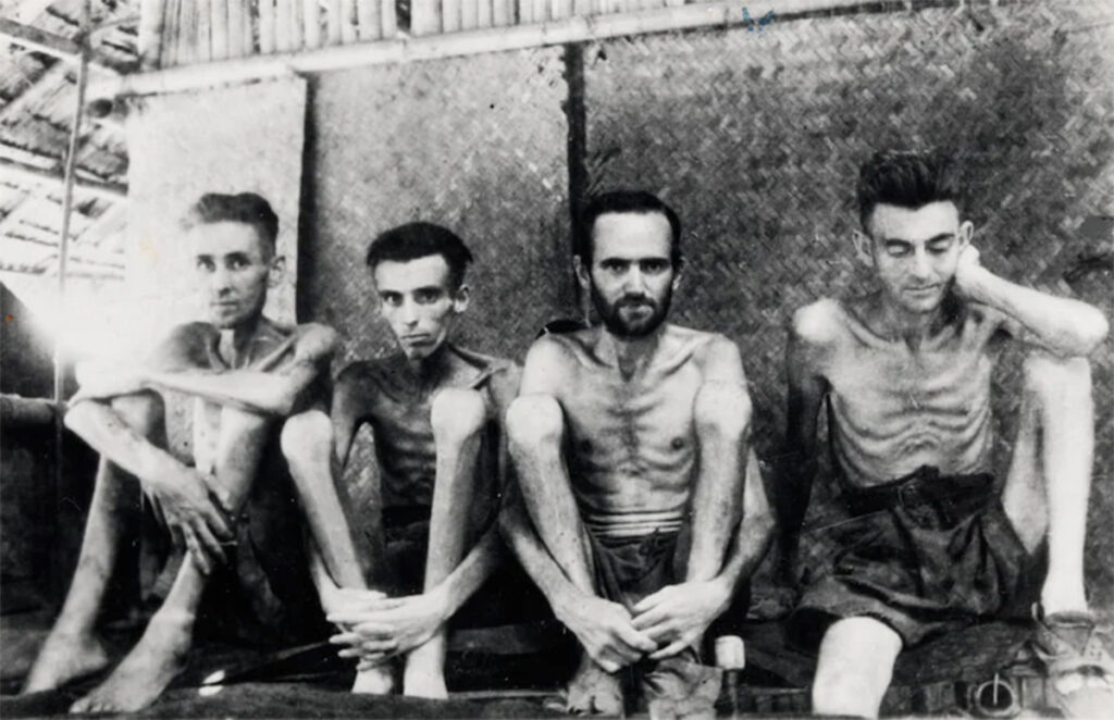 Австралийские и голландские военнопленные в Тарсау в Таиланде, 1943 год. Фото: Австралийский военный мемориал / Public Domain