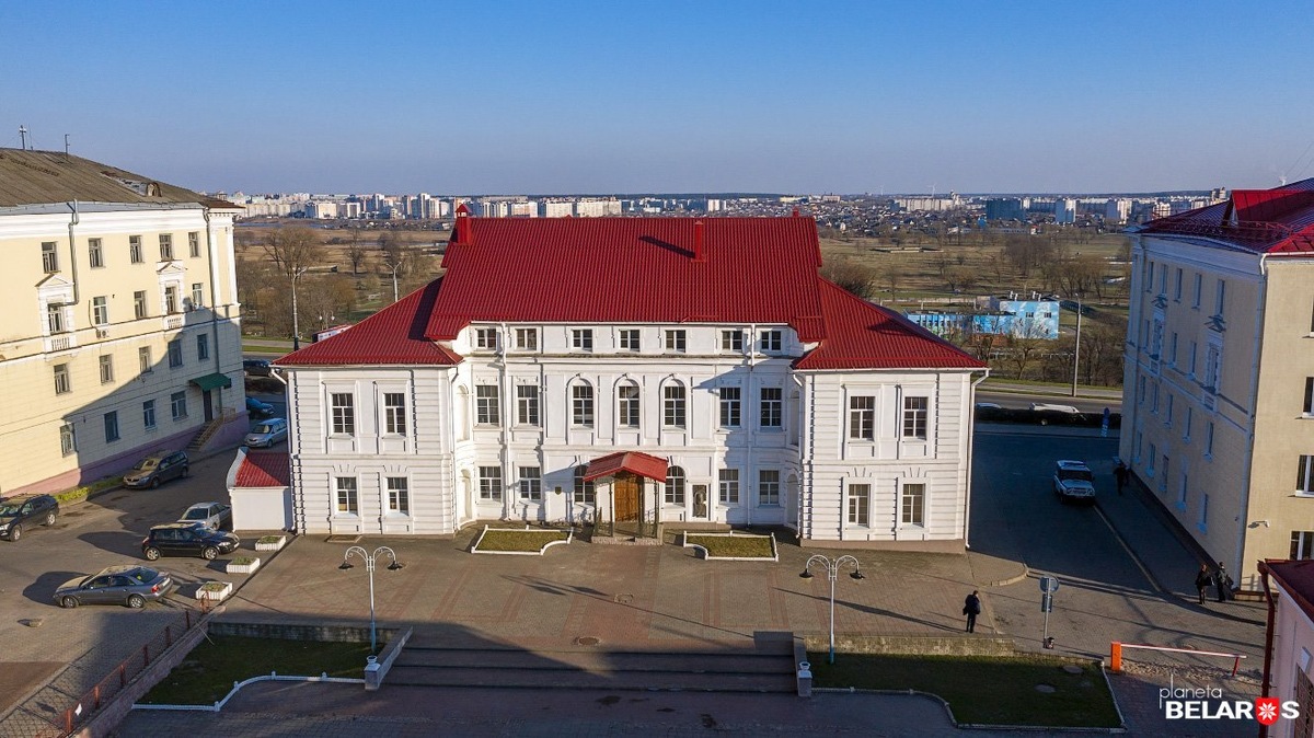 Архиерейский дворец в Могилеве. Фото "Планета Беларусь"