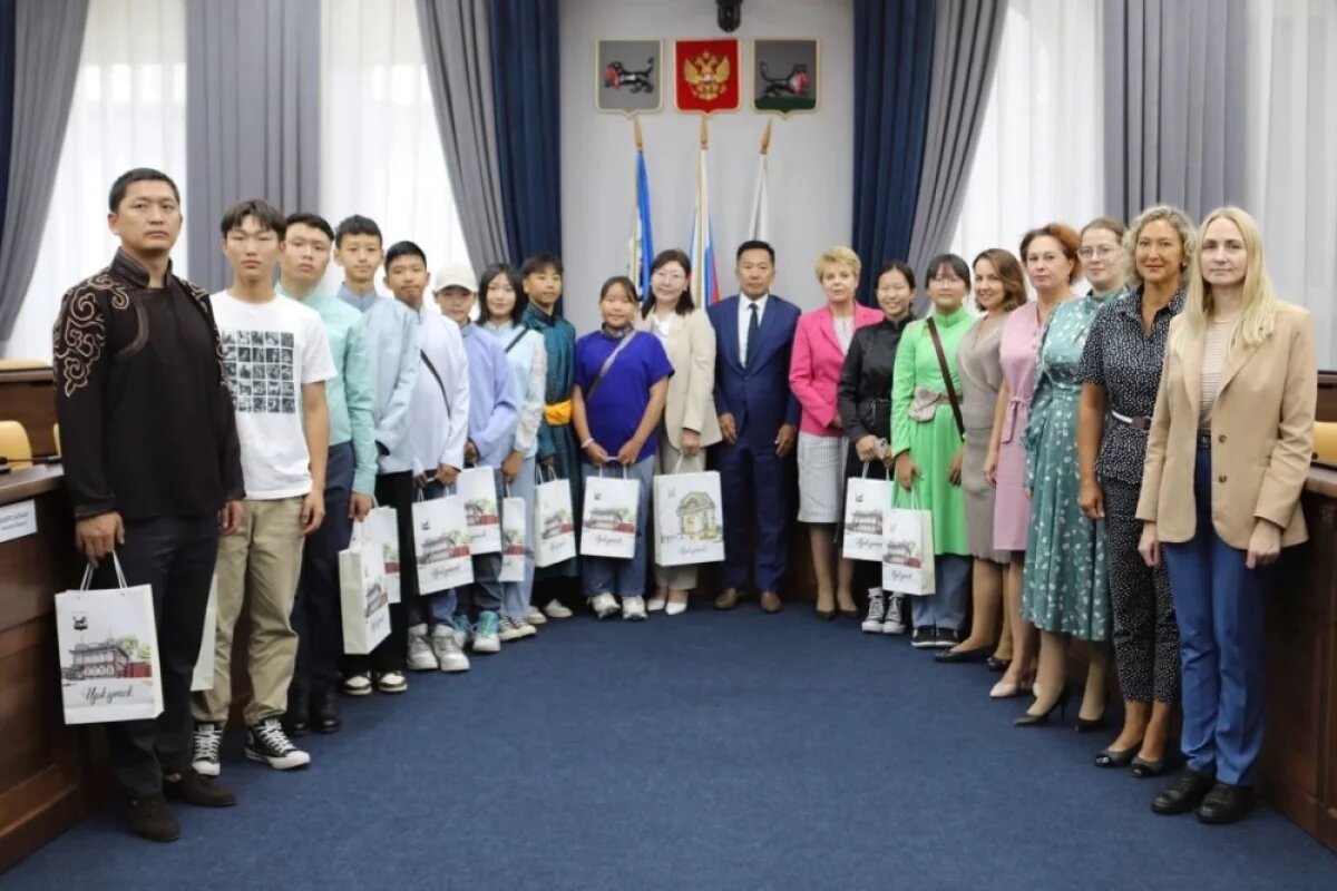    Делегация школьников из Монголии приехала в Иркутск