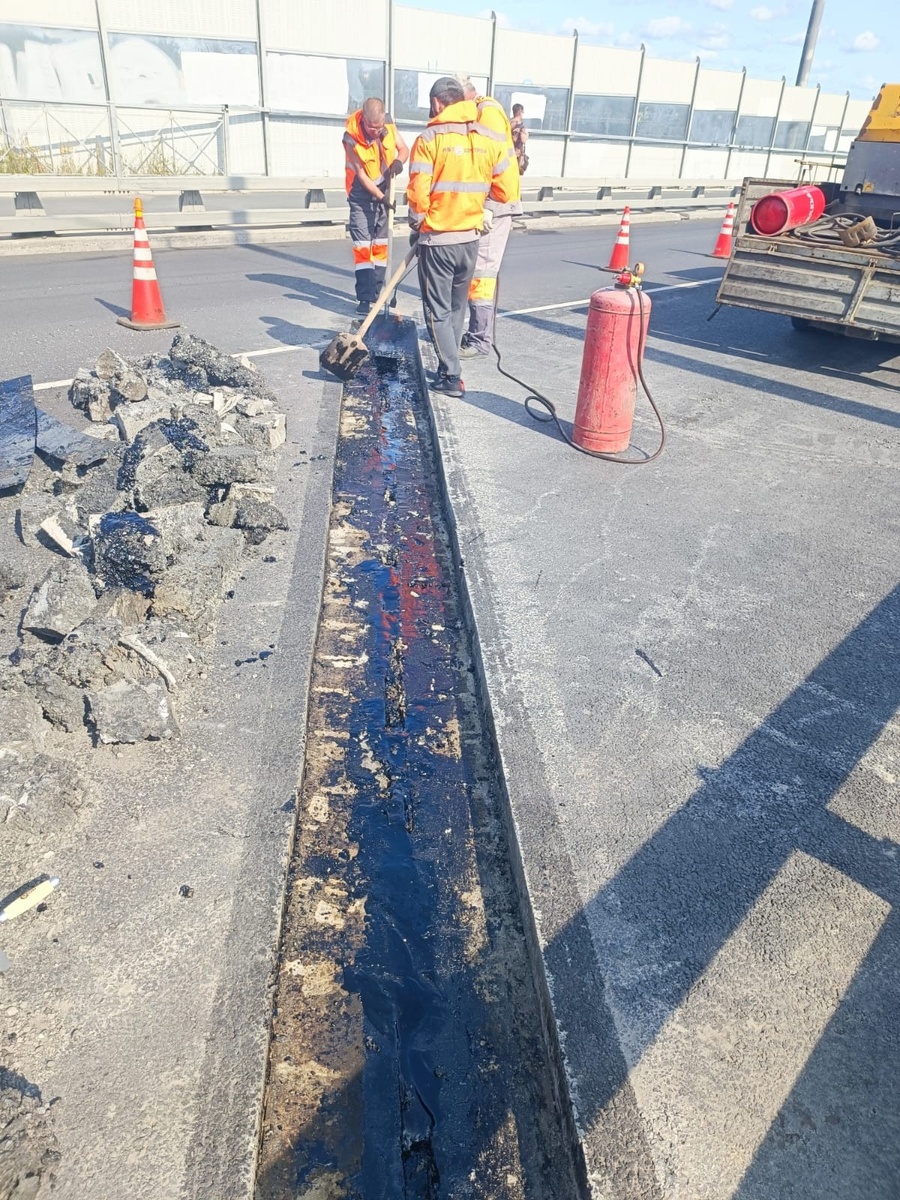    Гоголевский мост в Петрозаводске надолго встал в пробкахИрина Яковлева