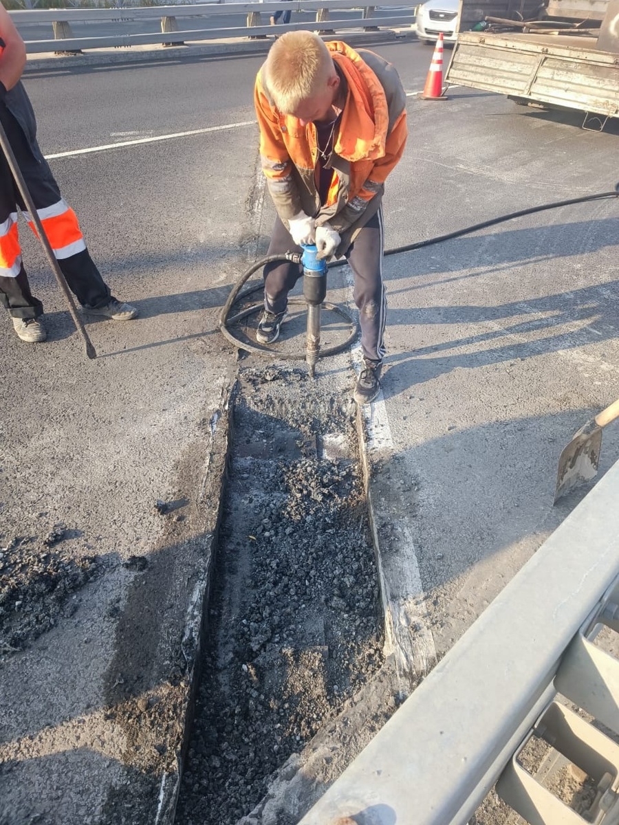    Гоголевский мост в Петрозаводске надолго встал в пробкахИрина Яковлева