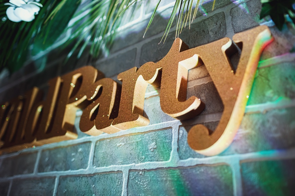 Оранжевый цвет ассоциируется с позитивом, креативностью и теплотой