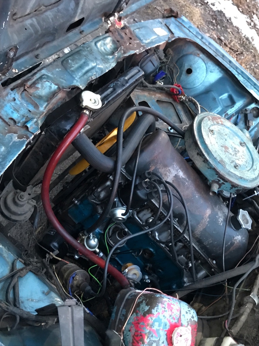 Моя старая 2107 по кузову была убита, но по мотору и ходовке пушка!