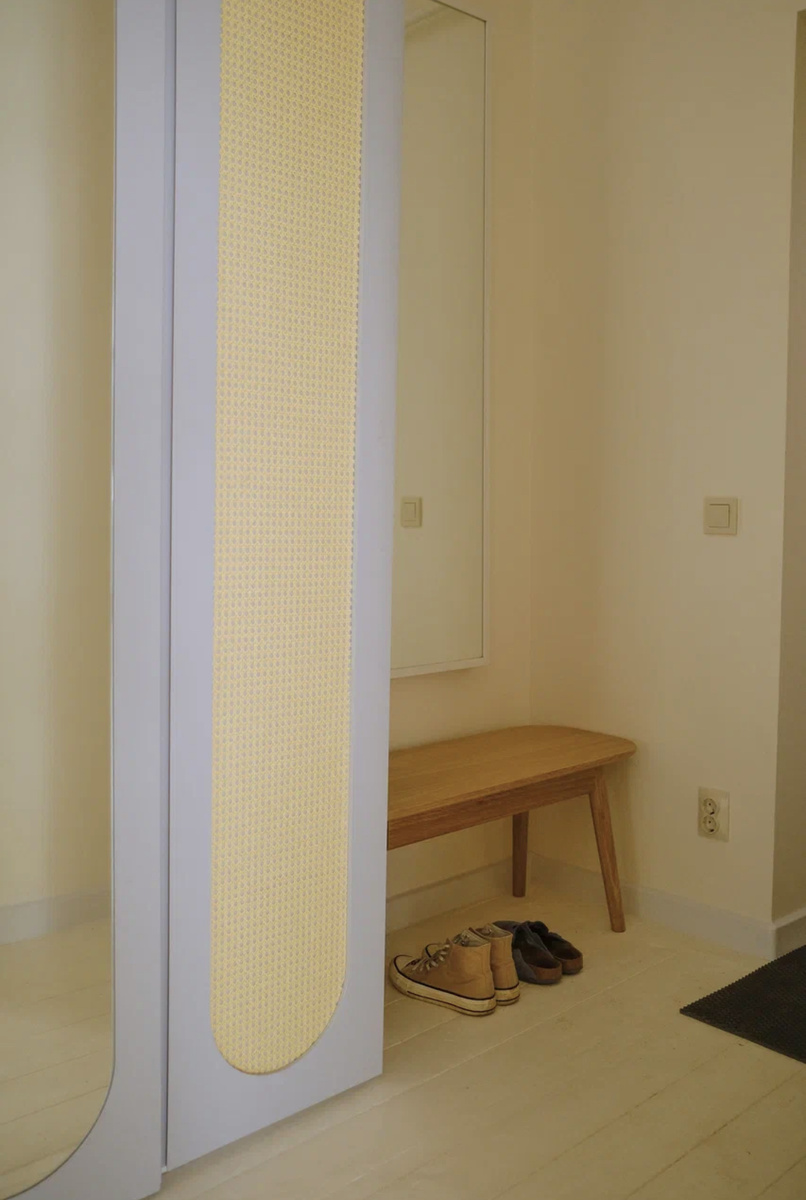 Прихожая с мебелью KUBI