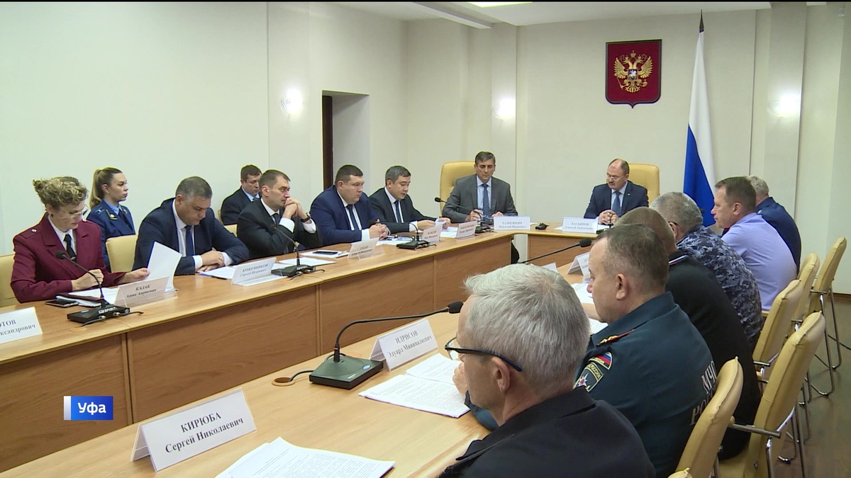    В Уфе обсудили вопросы обеспечения бесплатным горячим питанием льготников, в том числе детей участников СВО