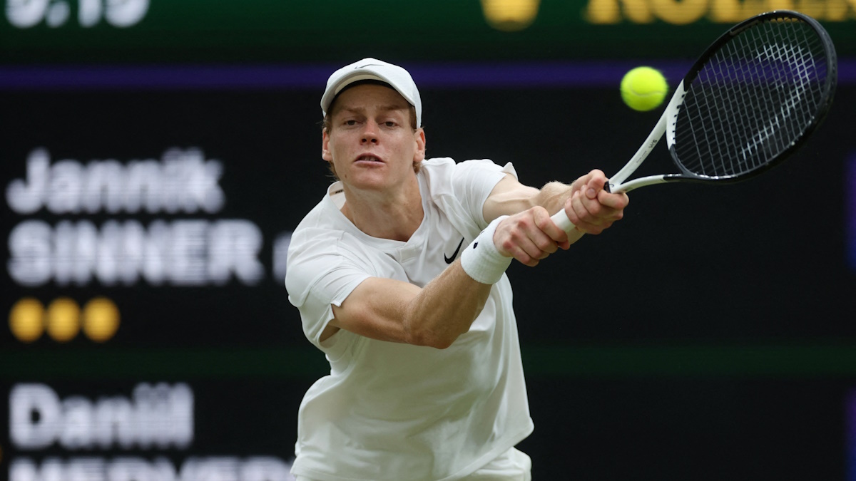    Янник Синнер оказался теннисистом с хорошей фантазией. Фото: REUTERS